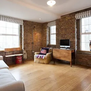 https://guestready-amazing-central-2bd-warehouse-flat.cambridgehotelsuk.com